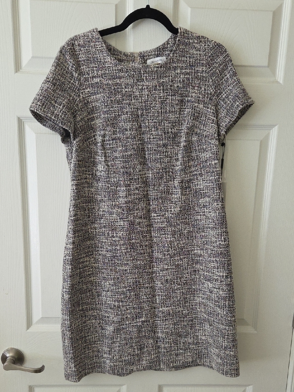 Twead Short-Sleeve Sheath Dress in Gray and Cream Multi Color